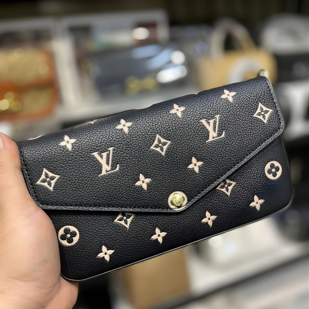 Louis Vuitton Pochette Félicie cross body bag + wallet
