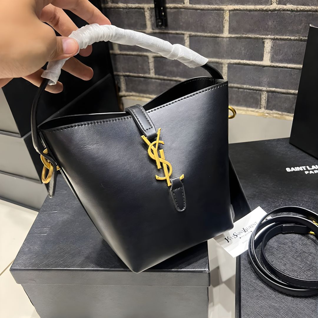 SAINT LAURENT LE 37 MINI Snatchel bag
