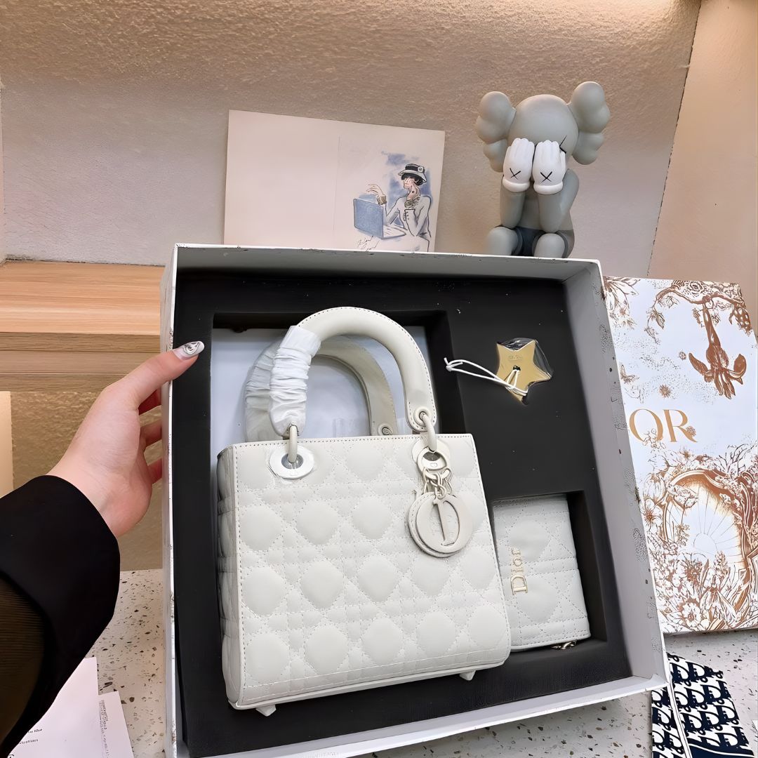 Christian Dior Gift box - Handbag With Wallet