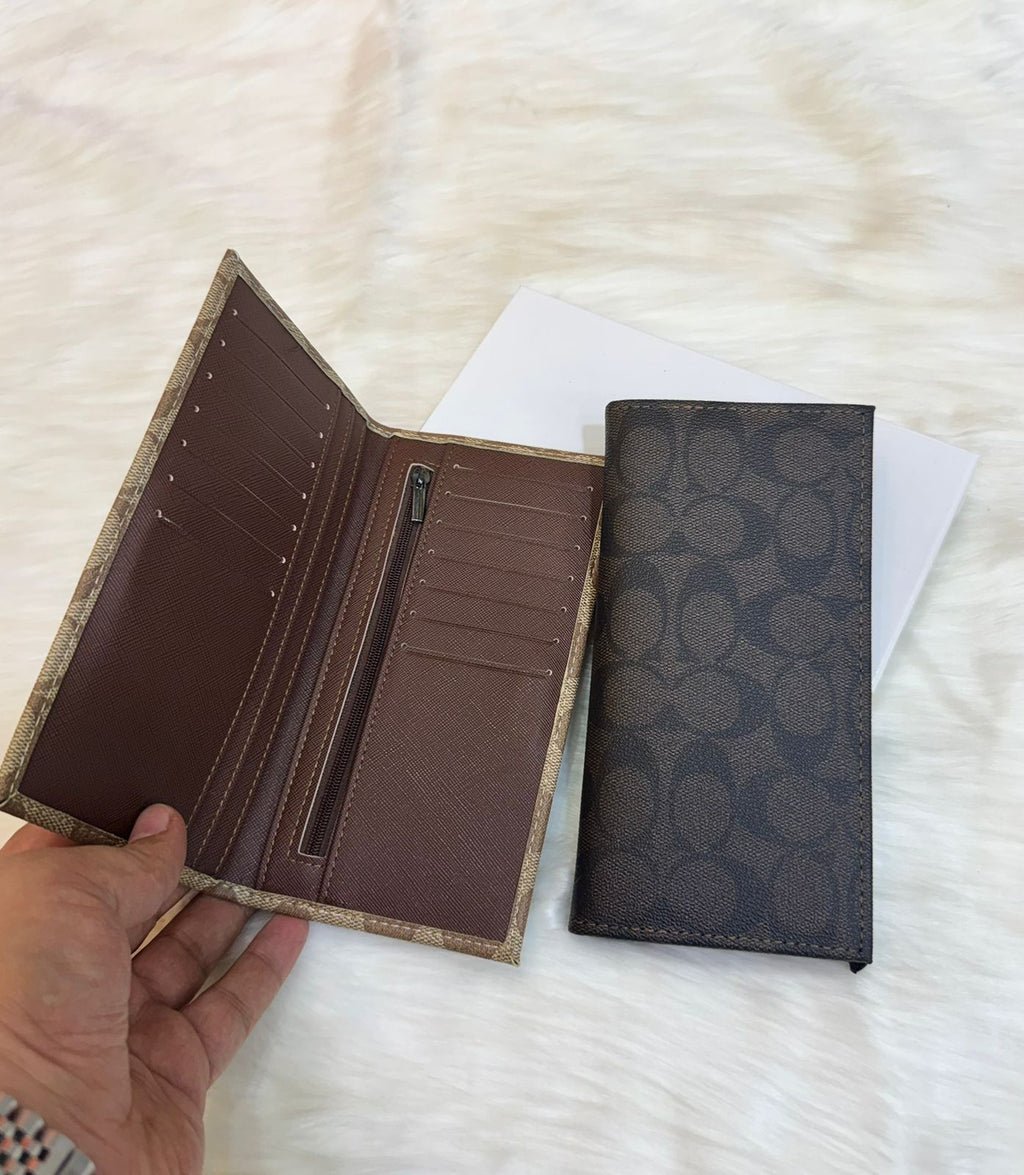 Coach Long Wallet in Signature Canvas