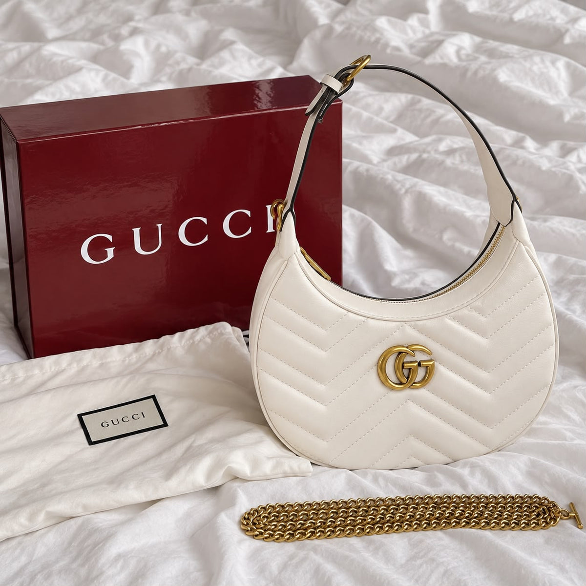 GUCCI GG Marmont Small Shoulder Bag