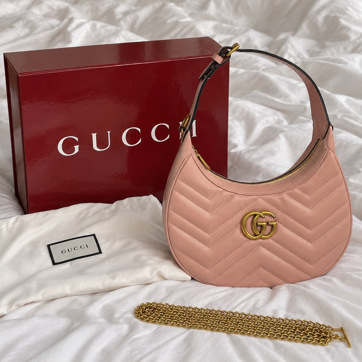 GUCCI GG Marmont Small Shoulder Bag