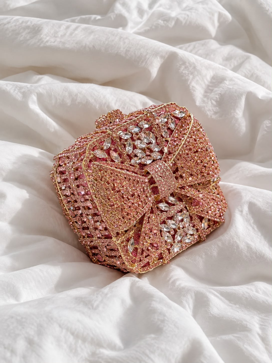 LUXURY BRIDAL CLUTCH ~100% Advance Payment