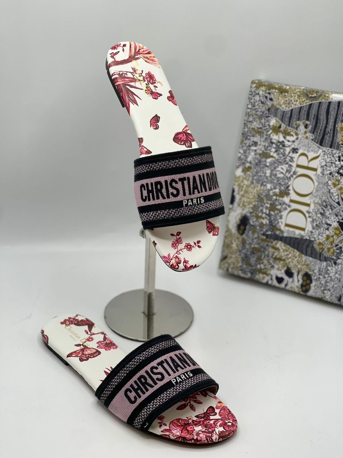 Christian Dior Canvas Slide - Pink & White