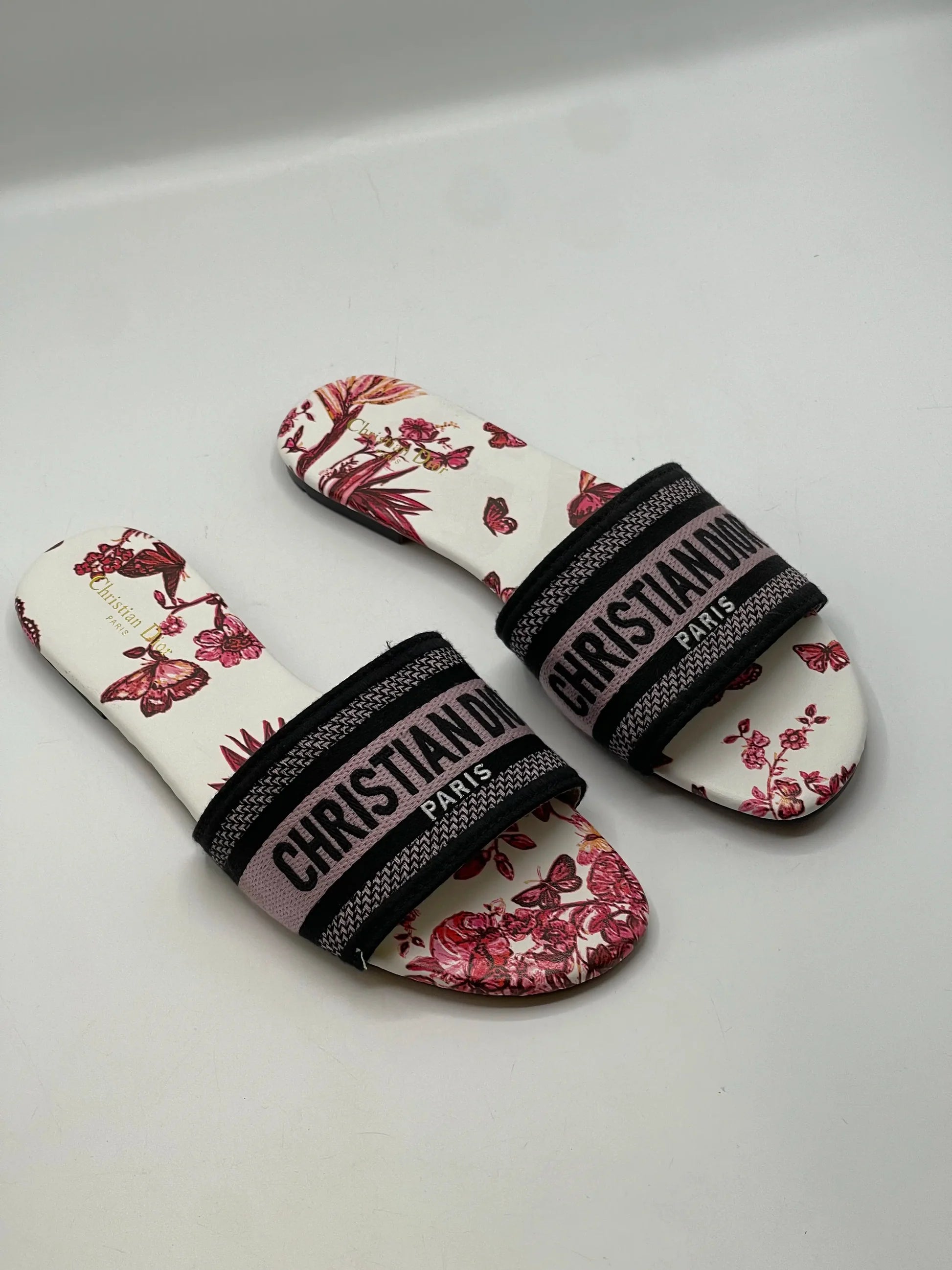 Christian Dior Canvas Slide - Pink & White