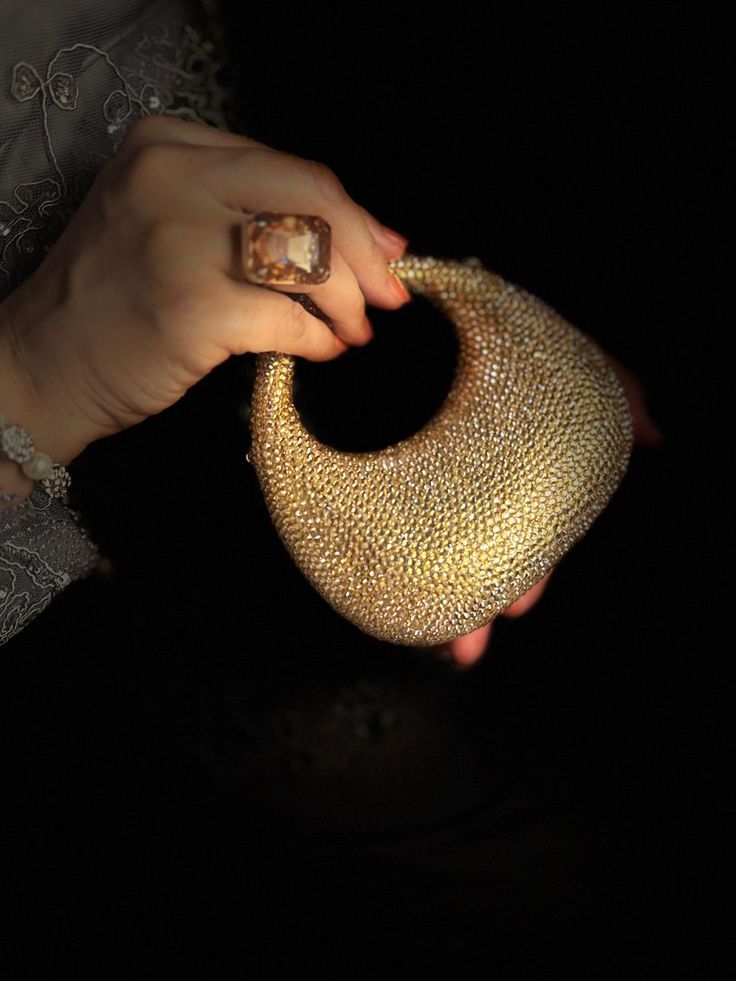 Viral Swarovski Mini Rhinestone Clutch